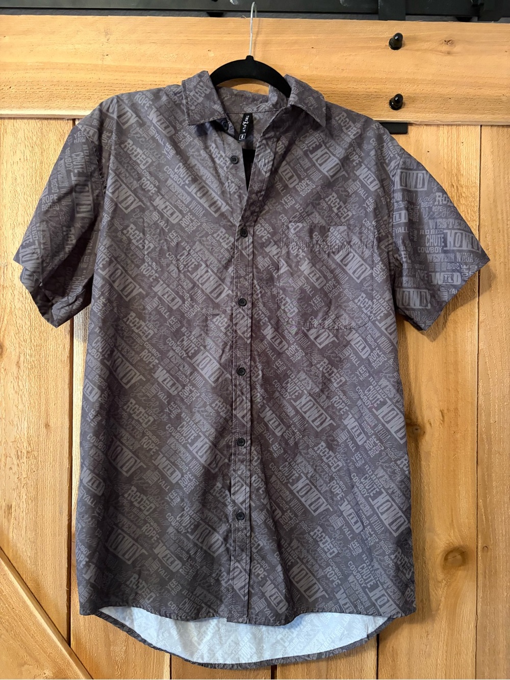 Men's Casual Short-Sleeve Button-Down Shirt in Heather Gray